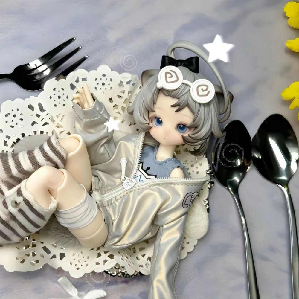 Inedible Doll Lunar Lore Meow  - Mystery Box Blind Bag のレビューと価格