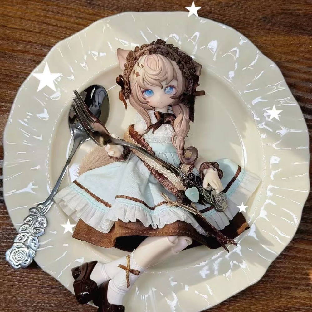 Inedible Doll Lunar Lore Meow  - Mystery Box Blind Bag のレビューと価格