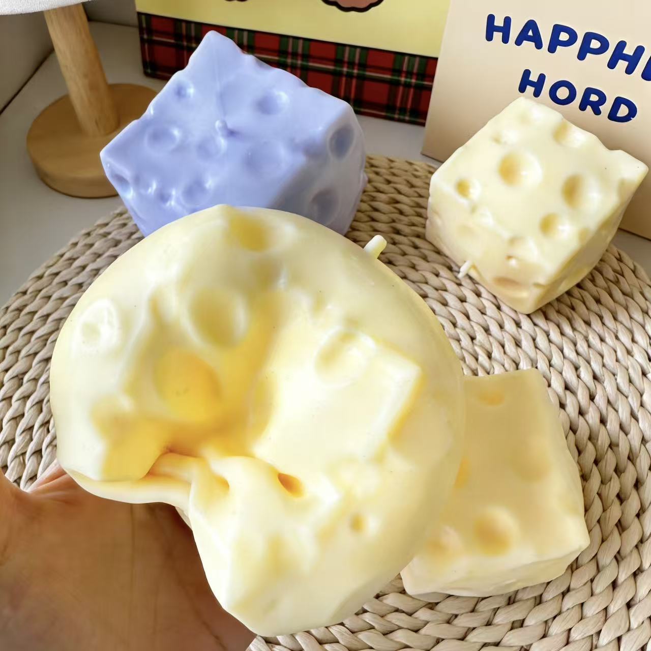 *-*ジャンボチーズキューブストレスボール ビッグチーズ型の - Fidget Cube Original のレビューと価格