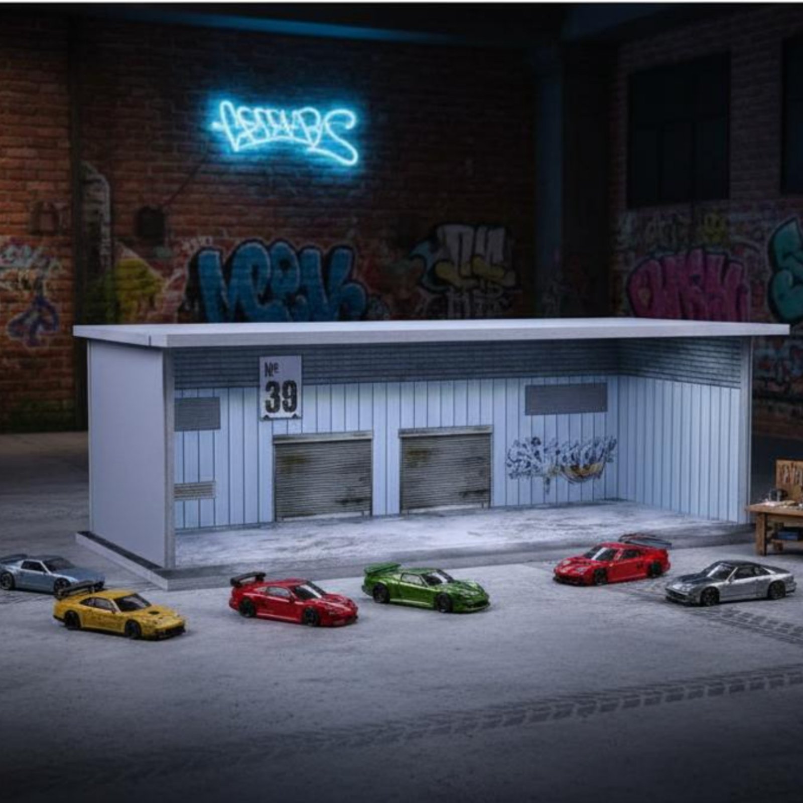 グラフィティ駐車場ガレージディスプレイギフトアイデア 1:6 - Display Case Acrylic のレビューと価格