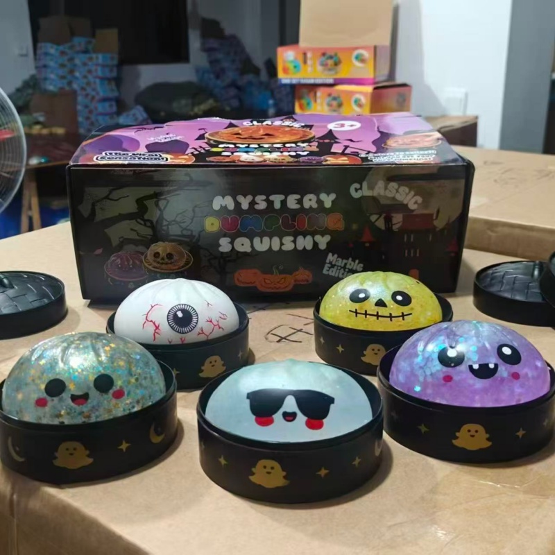 感覚的なスクイーズブラインドボックス餃子型スクイーズおもちゃ - Mystery Box Blind Bag のレビューと価格