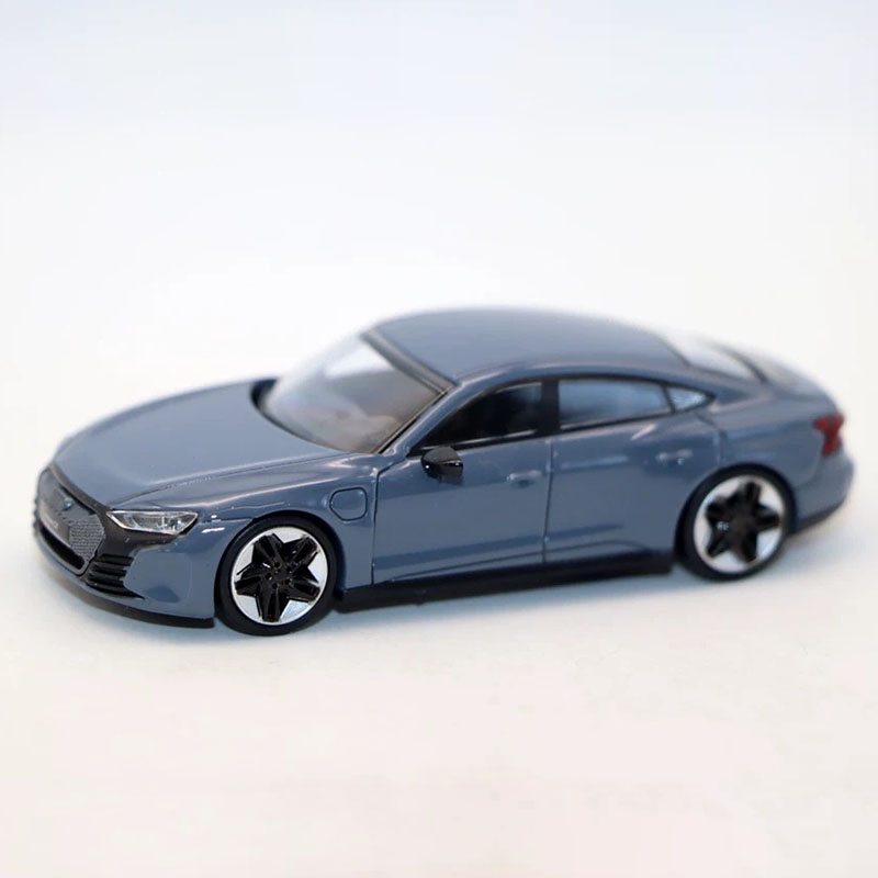 パラ 1/64 スケール E-tron GT 合金車モデル装 - Die Cast Car 1 64 のレビューと価格